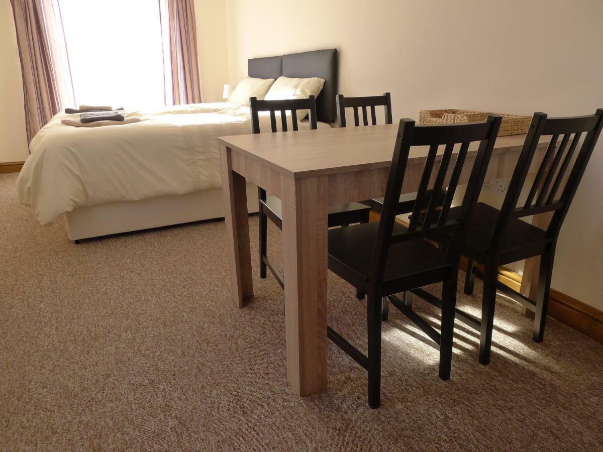 Wembley Homestay Лондон Екстер'єр фото